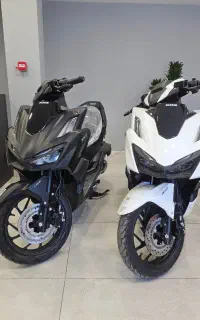 گلکسی طرح کلیک CL160 نیرو موتور باجت سفید و مشکی