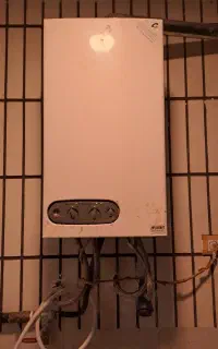 تعمیرات تخصصی و سرویس انواع پکیج و تصفیه آب