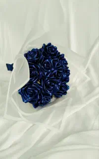 دسته گل و باکس ربانی با رنگ دلخواه