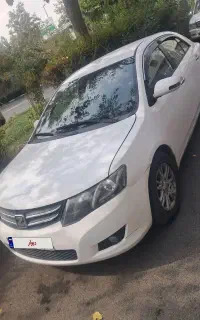 آریو اتومات ۱۶۰۰ cc مدل۹۴ وارداتی