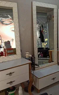 آیینه وکنسول