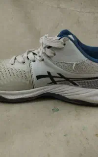 کفش والیبال اصل