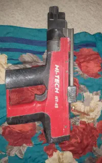 تفنگ میخکوب چاشنی خور