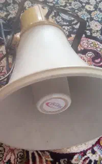 بلند گو در حد نو