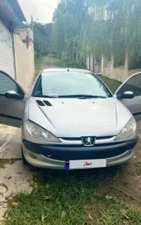 206مدل 83 تیپ 2