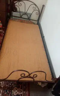 تخت یک نفره