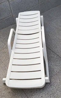 تخت استخری