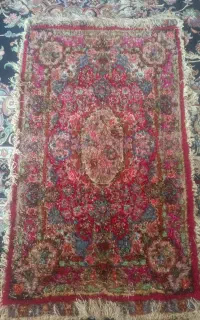 فرش دستباف زرونیم سالاری