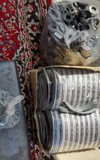 دستگیره وپیچش وپایه کابینت