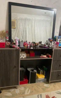 میز کنسول بزرگ و آینه