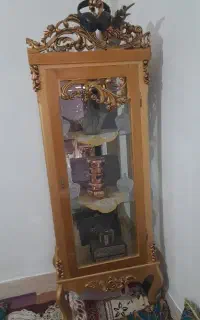 ویترین شیشه ای