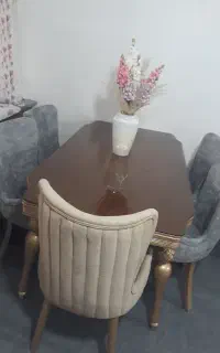 میزغذاخوری ۶ نفره