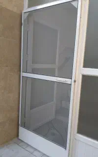 ساخت وتعمیرات انواع درب پنجره توری آلمینیوم وPVC