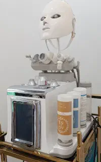 دستگاه هیدروفیشیال ۷ کاره قوی