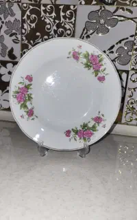 بشقاب چینی  مارکدار و قدیمی