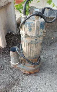پمپ لجن کش و کف کش2اینچ بدنه چدن .اروپایی