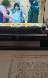 یه عدد میز تلوزیون
