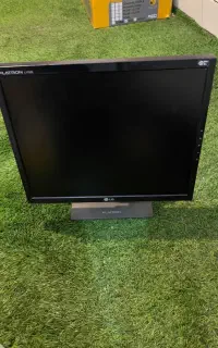 مانیتور ۱۷اینچ عمده