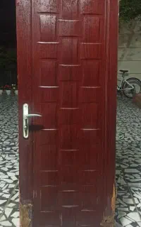 دو عدد در چوبی سرویس بهداشتی