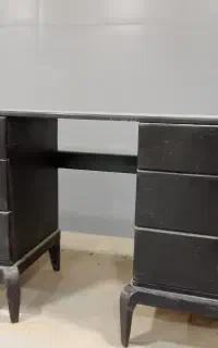 میز و آینه