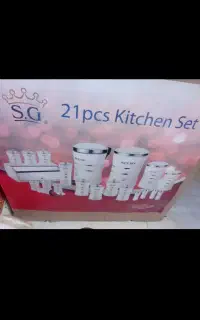 اورانوس ۲۱پارچه آکبند با تخفیف ویژه