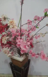 گل وگلدان