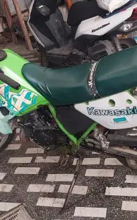 kmx125 کامیکس ۱۲۵