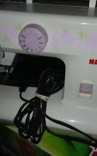 چرخ خیاطی مارشال ۸۱۵s ، سبزی خورد کن
