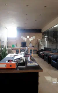 استخدام خانم منشی در دفتر شرکت