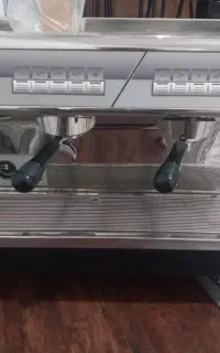اسپرسوساز صنعتی اتوماتیک سیمونلی آپیا ۲(ایتالیایی)