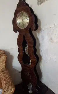 ساعت ایستاده