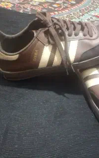 یک جفت کفش سامبا سایز ۳۹ ۴۰