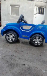ماشین شارژی