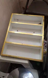 میز و صندلی ناخون کاری