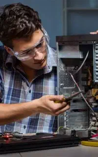 خدمات کامپیوتردر محل شما(نصب ویندوز ارتقا تعمیرات)