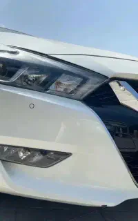 نیسان ماکسیما ۲۰۱۸ مدل SV سفید سقف مشکی