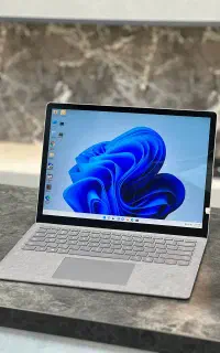 سرفیس لپ تاپ3 مشخصات i5/8/256