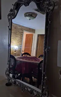 آینه بزرگ  بدون کنسول تماما برنز .سنگین