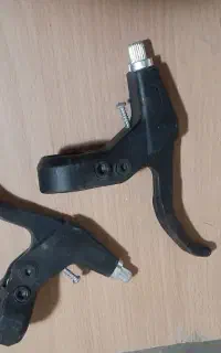 دسته‌ ترمز ...