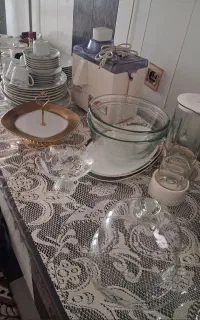 ظروف و آبمیوه گیر