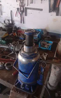 جکسازی.تعمیر جکهای هیدرولیک.بکس بادی.جرثقیل.