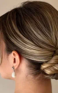 تخفیف ویژه میکاپ و شنیون