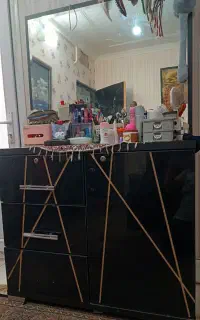 ایینه و دراور