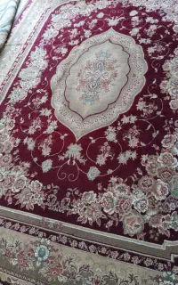 ۲ فرش ۱۲متری و ۶ پشتی فروش فوری