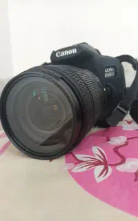 دوربین حرفه ای کنن 850D(لنز فوق العاده 18/135)