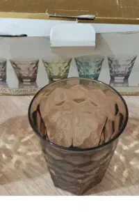 مقداری وسایل پذیرایی