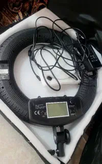 رینگ لایت و پایه