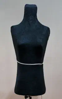 مانکن سوزن خور، مانکن نیم تنه، مانکن پایه دار