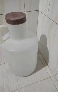 دبه خالی خیارشور کارکرده