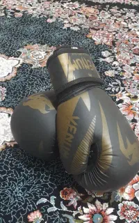 دستکش بوکس و ساق بند